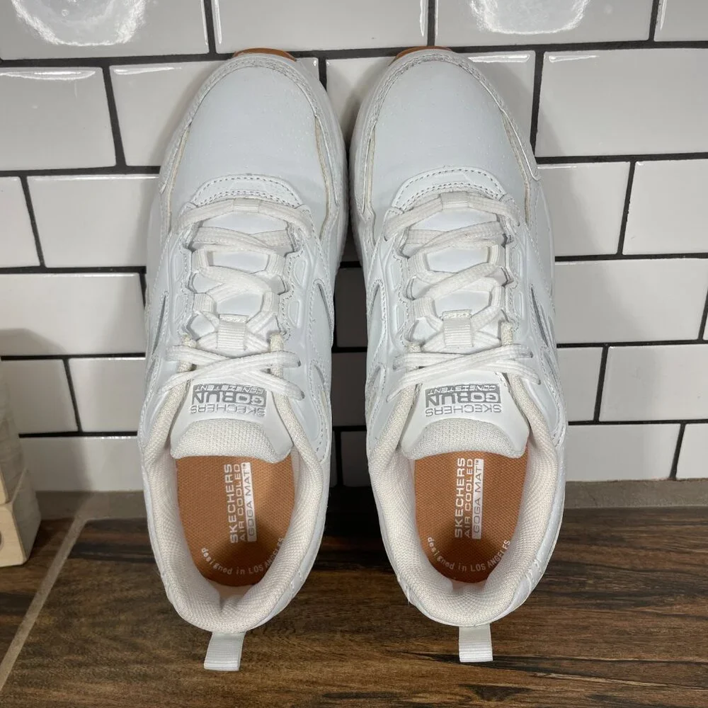 Skechers Go Run Consistent Broad Spectrum Shoes Womens 7 White Leather Sneakers